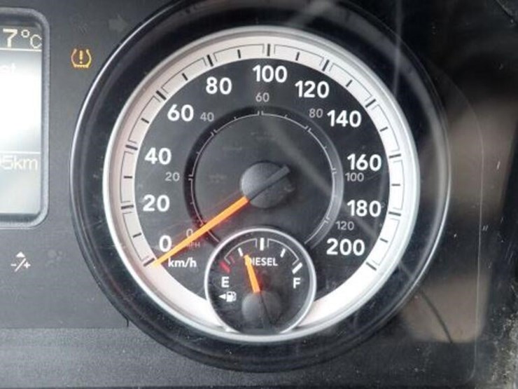 2014-ram-2500-hd-image-13