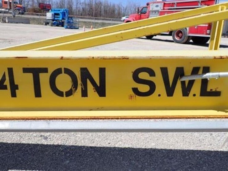 p&h-zip-v-4-ton-shop-crane-image-9