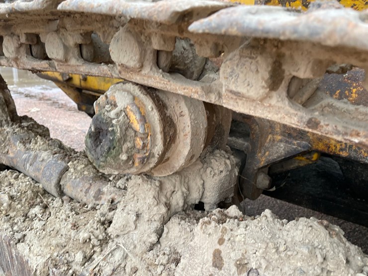 john-deere-350-image-24