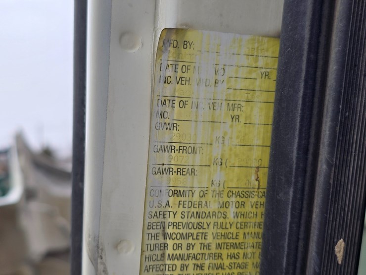 #22589-•-2006-mack-cv713-granite-roll-off-truck-image-58