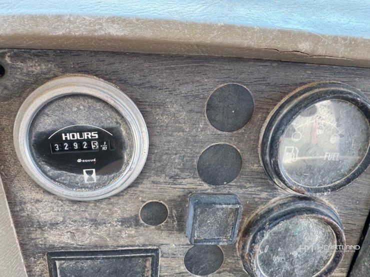 1985-mack-dm686s-image-25