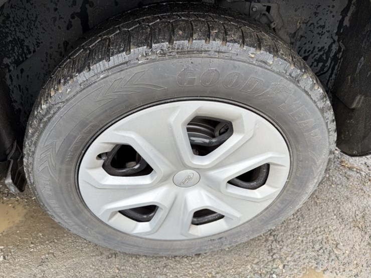 2017-ford-explorer-image-19