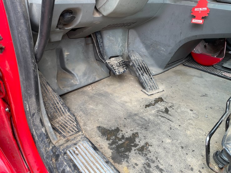 2016-kenworth-t680-image-51