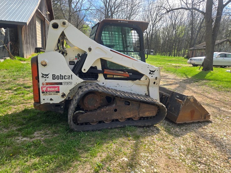 2010-bobcat-t650-image-13