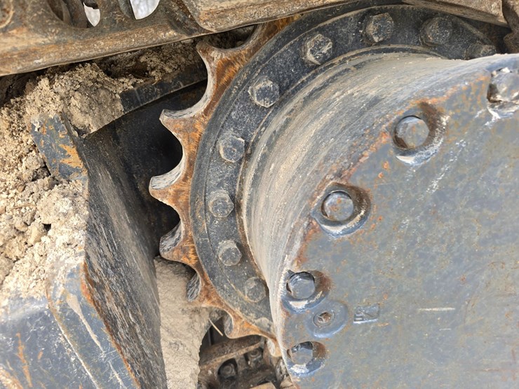 2013-deere-160g-lc-image-51