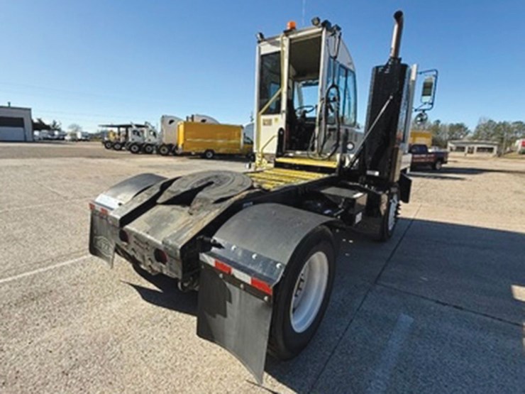 2020-autocar-xspotter-image-2