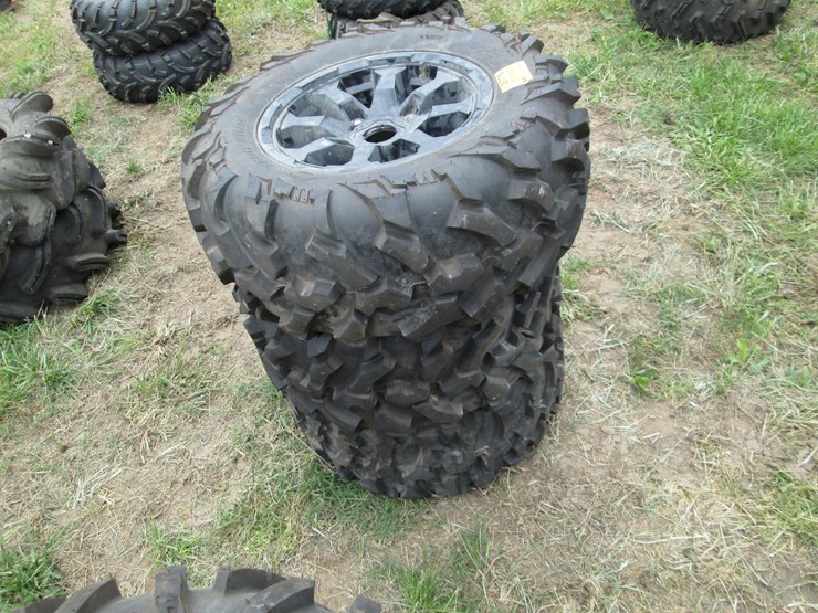 #36776-•-lot-of-(3)-trial-kine-27x11r-14-tires-image-2