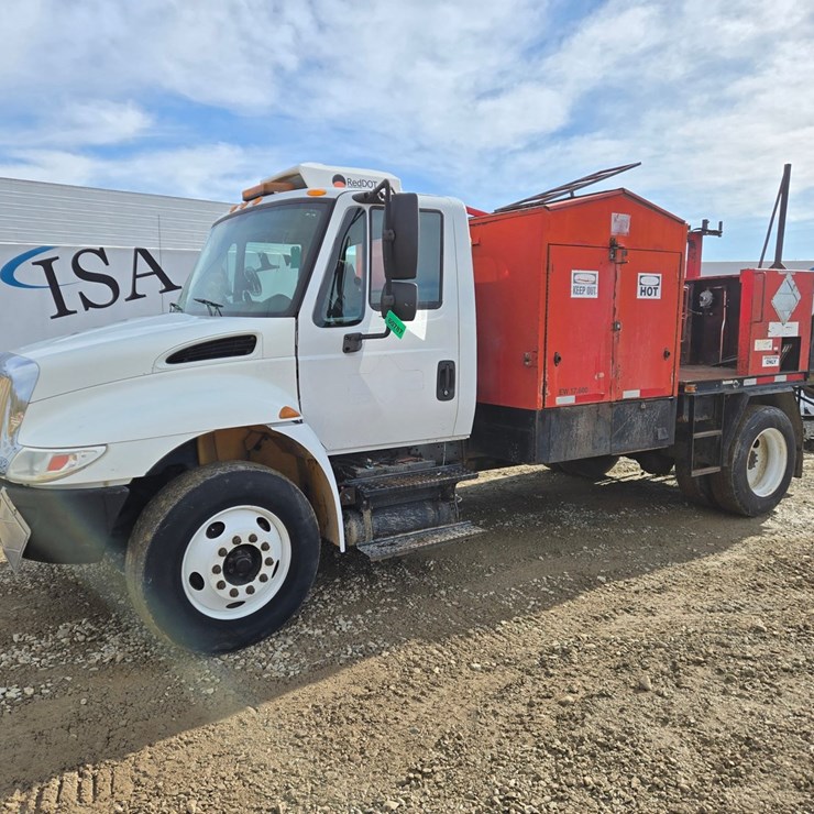 2007 INTERNATIONAL 4300 SBA