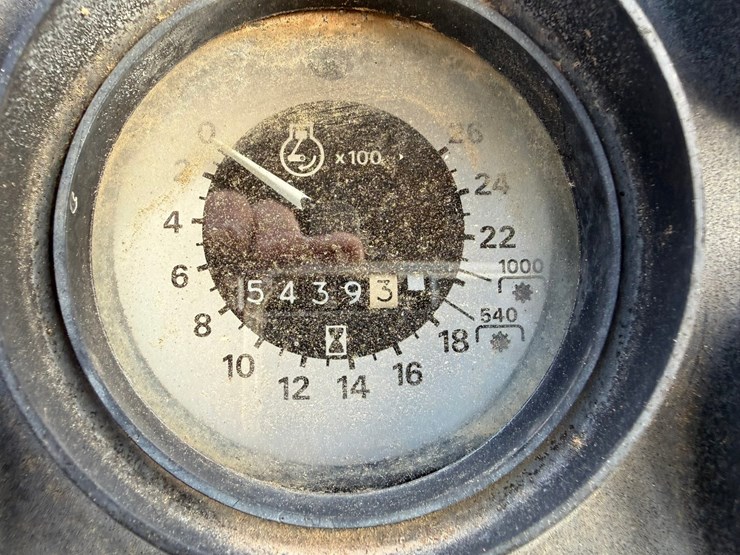 1990-ford-6610-image-50