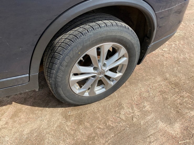 2016-nissan-rogue-image-17