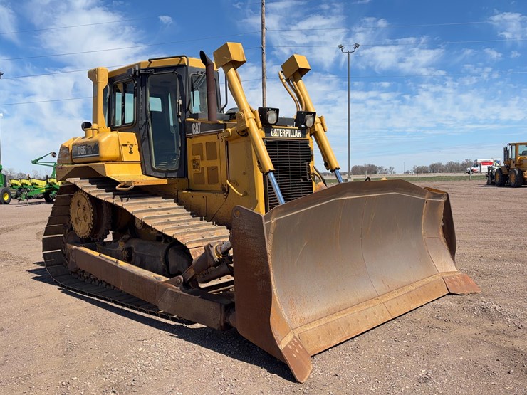 1998-caterpillar-d6r-xl-image-3