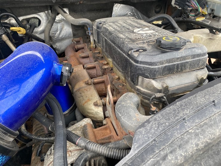 2005-dodge-2500-image-51