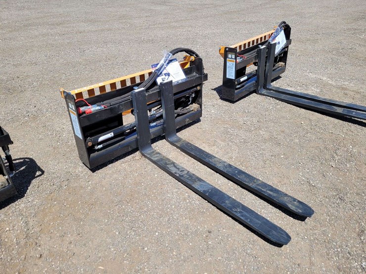 wolverine-pfa-11-3300g-pallet-fork-hydraulic-adjustable-image-3