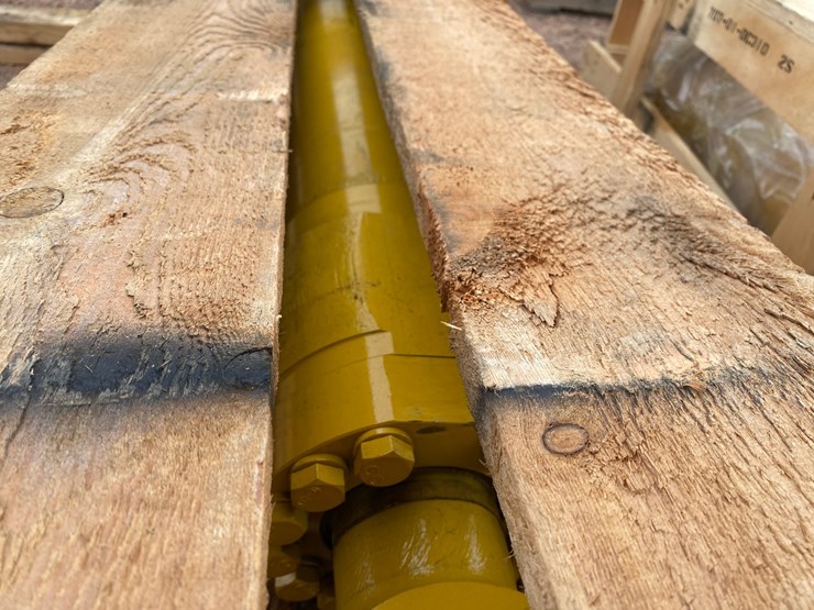 komatsu-pw170es-image-3