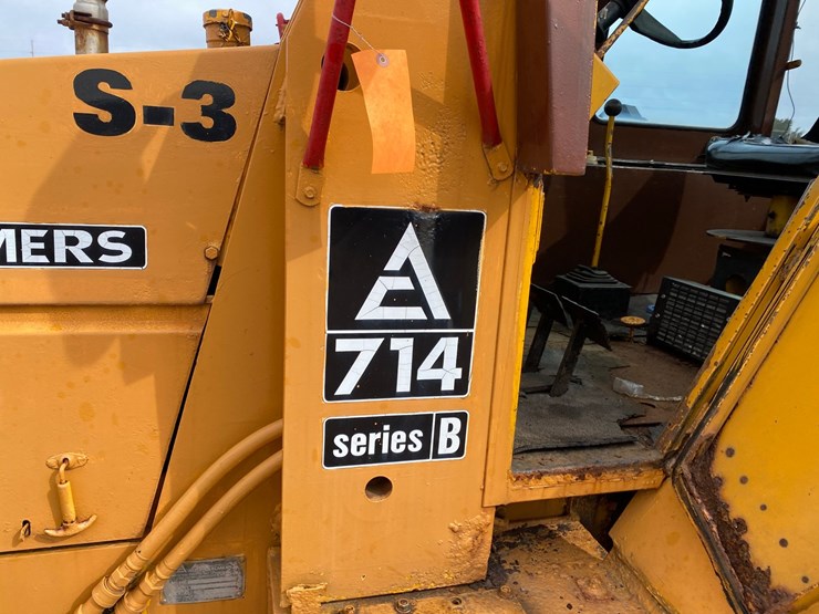 #1004-•-1982-allis-chalmers-714-series-b-industrial-plow-tractor-image-24