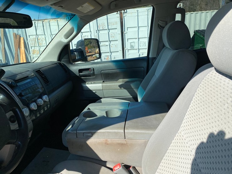 2007-toyota-tundra-image-33