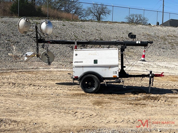 magnum-mlt4060mmh-towable-light-tower-image-1