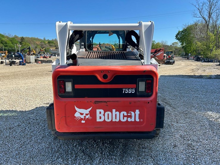 2019-bobcat-t595-image-3