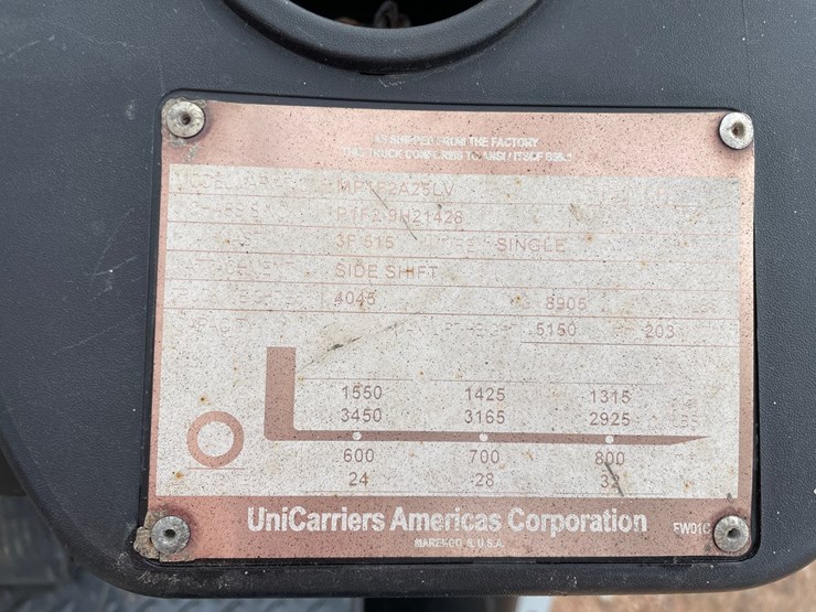 #1164-•-unicarriers-3,450-lbs-lp-forklift-image-20