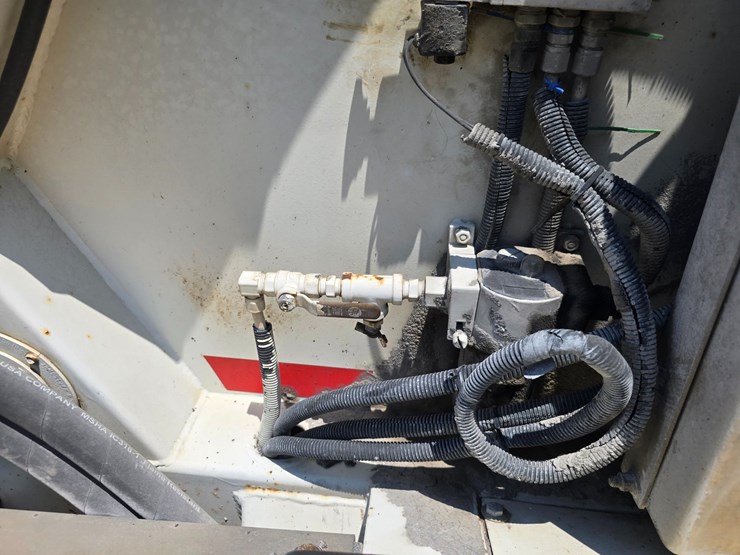 2000-red-river-live-bottom-image-64