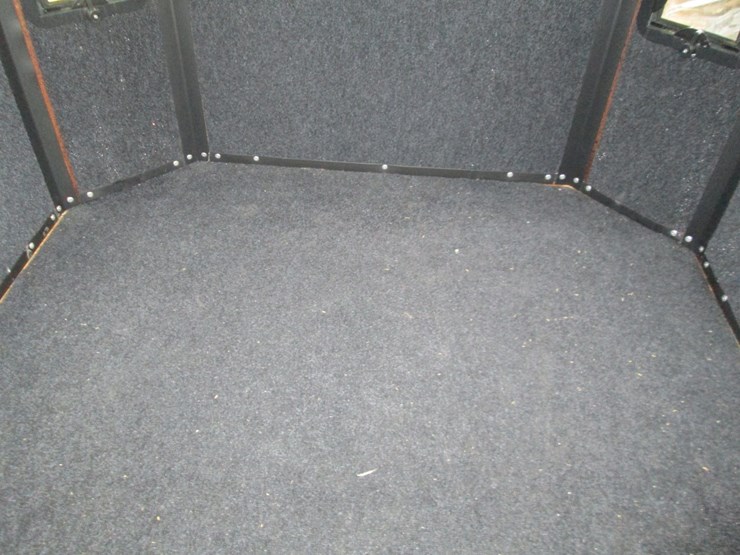 #5255-•-unused-muddy-bull-hunting-blind-w/10'-tower-image-9