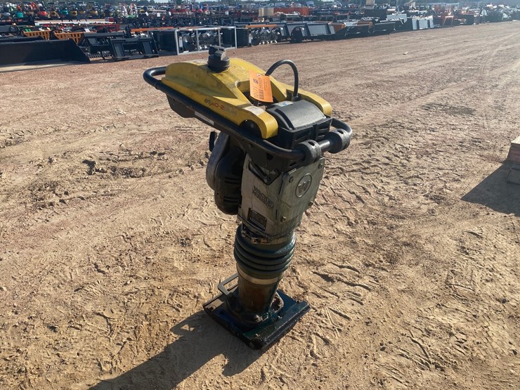 2017-wacker-neuson-bs60-image-1