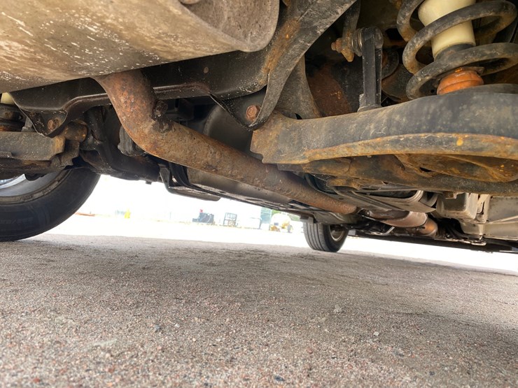 2016-chevrolet-equinox-lt-image-16