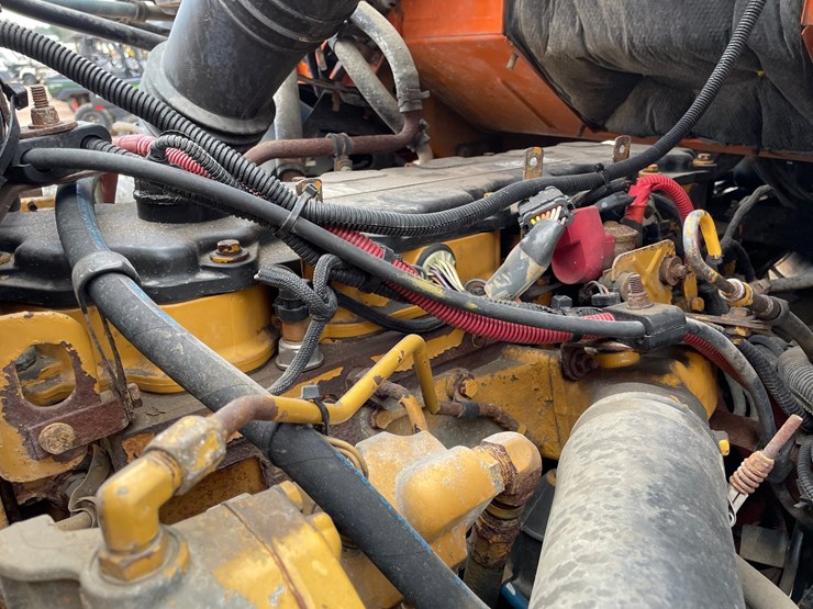 2006-caterpillar-c7-image-14