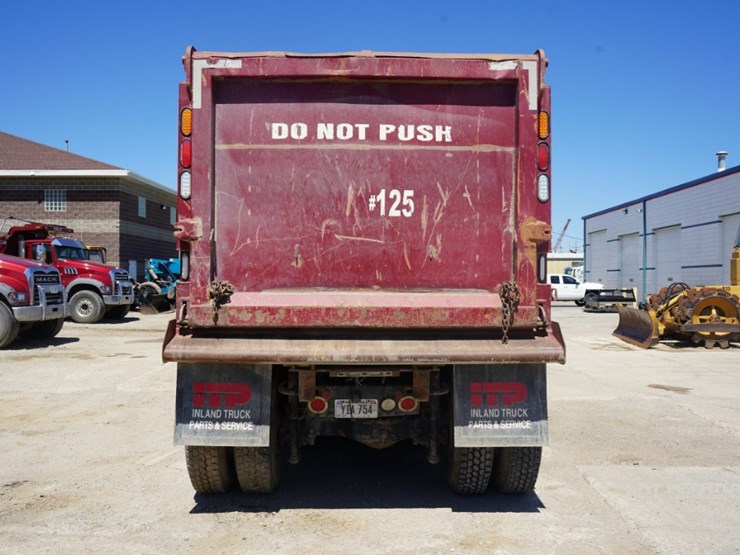 2018-mack-granite-gu713-image-5