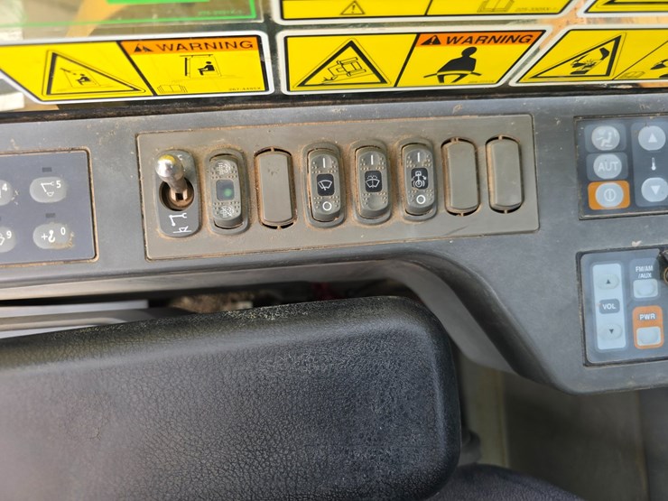 2013-caterpillar-324el-image-73