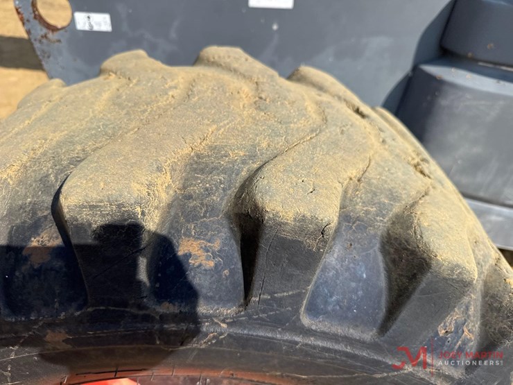 2015-skyjack-sj66t-image-12