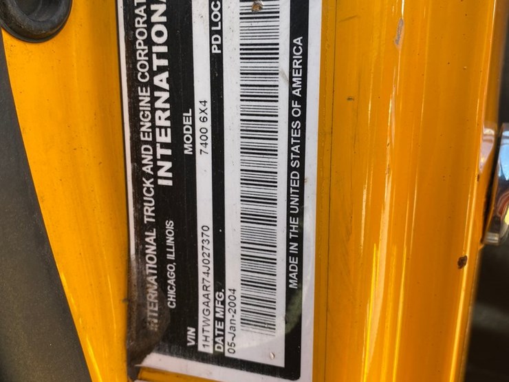 2004-international-7400-image-9