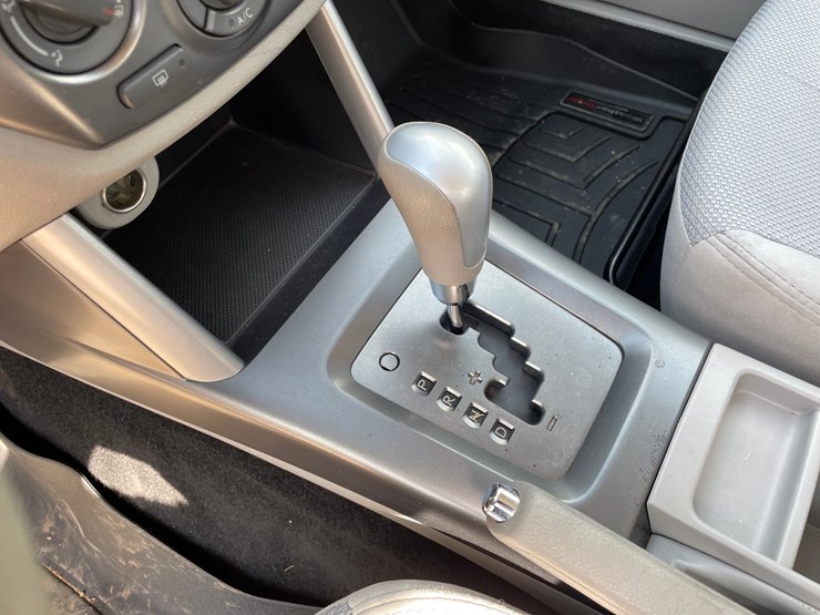 2011-subaru-forester-image-25