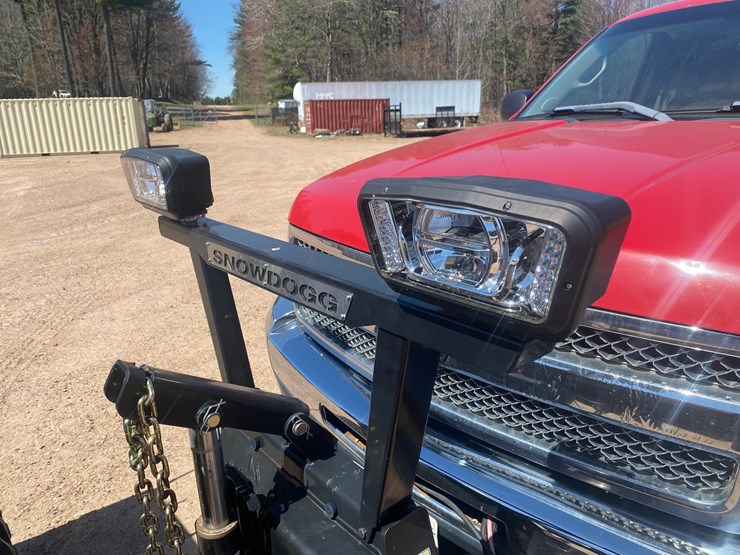 2012-chevrolet-silverado-1500-image-11