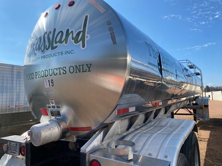 1993-walker-tanker-image-13