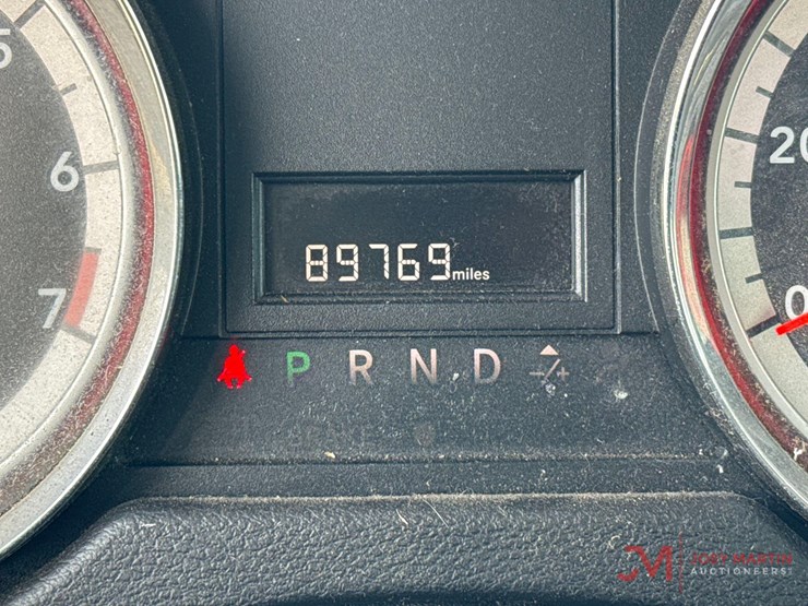 2014-dodge-grand-caravan-image-16