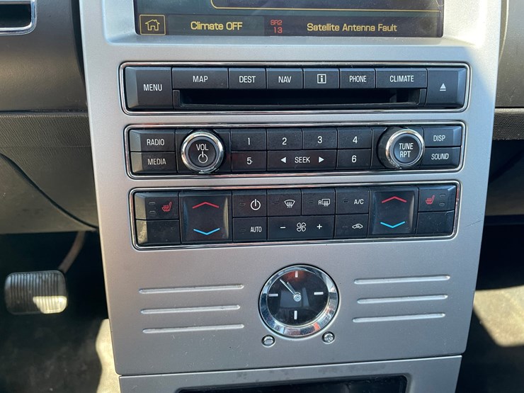 2009-ford-flex-image-34