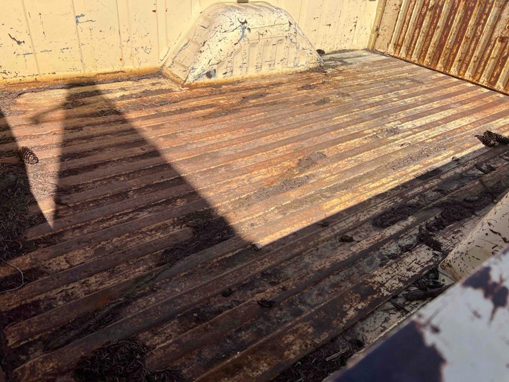 1977-dodge-power-wagon-image-12