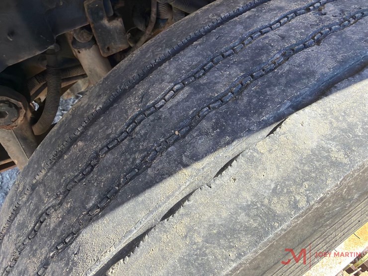 2008-international-7400-image-9