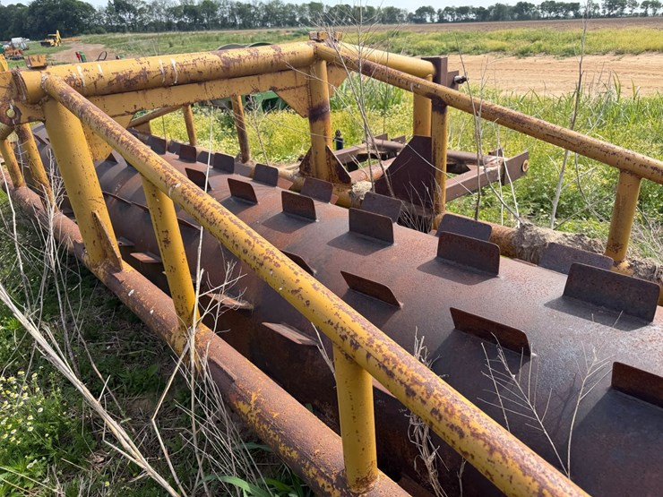 #46926-•-20'-stubble-roller-image-19