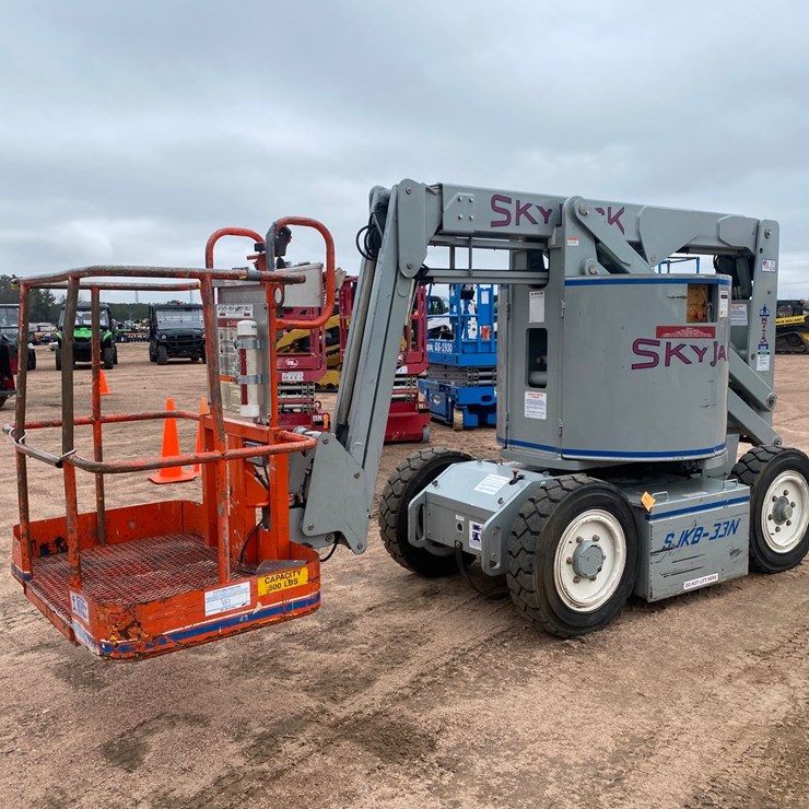 1995 SKYJACK SJKB33N