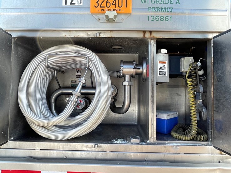 1994-walker-tanker-image-15