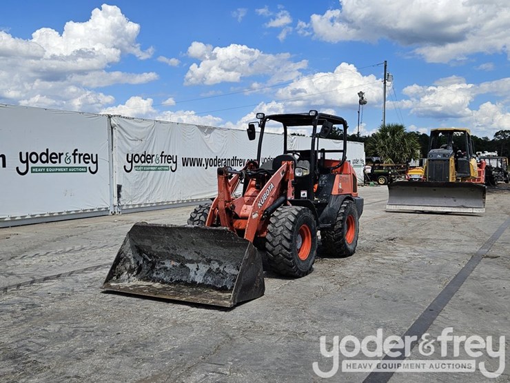 kubota-r630-image-2