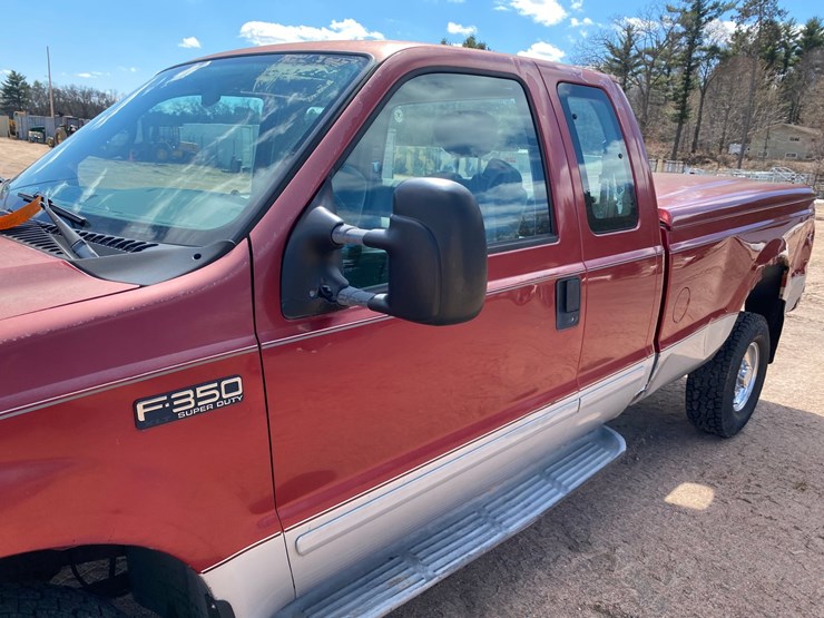 2001-ford-f350-xlt-image-32