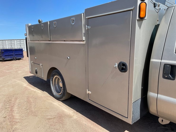 2009-ford-f350-xl-image-18