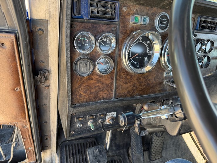 1991-kenworth-t800-image-45