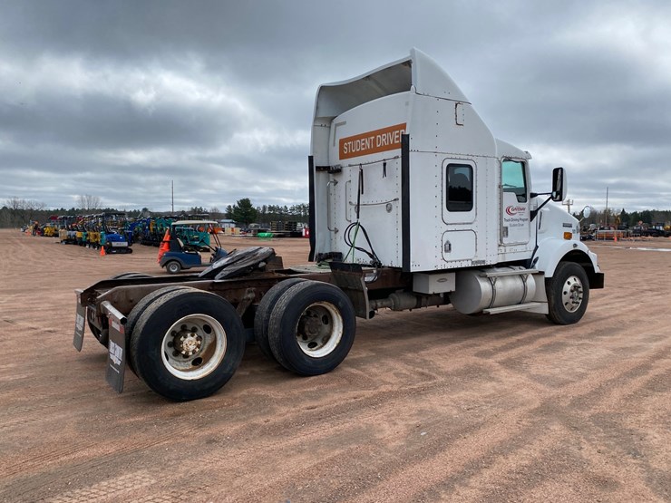 1998-kenworth-t800-image-5