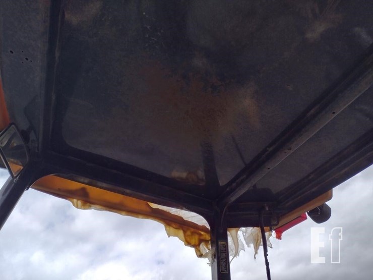 2010-deere-310j-image-11