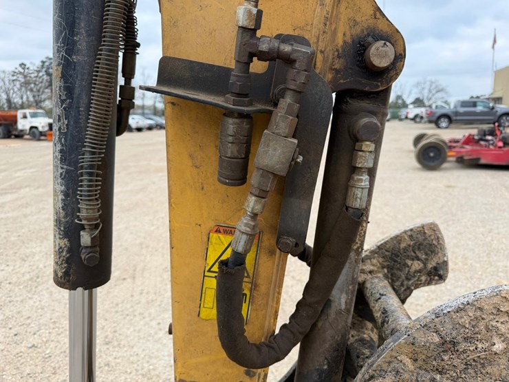 caterpillar-304e2-cr-image-21