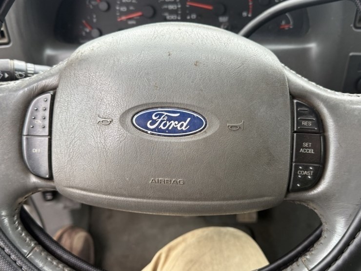 2003-ford-f250-image-36